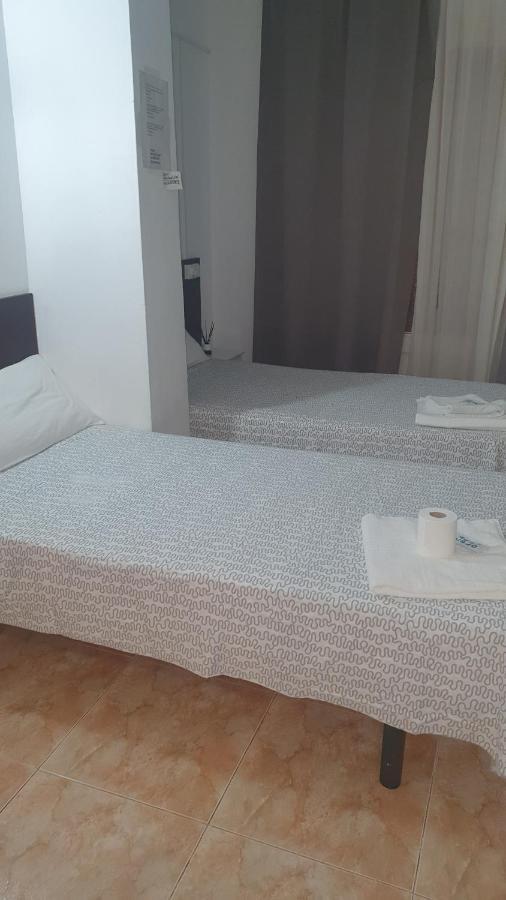 Hostal Sol Celeste Lloret de Mar Exterior photo