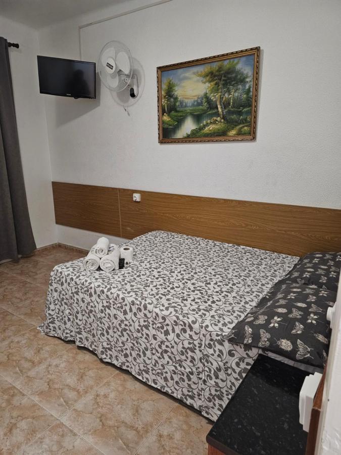 Hostal Sol Celeste Lloret de Mar Exterior photo