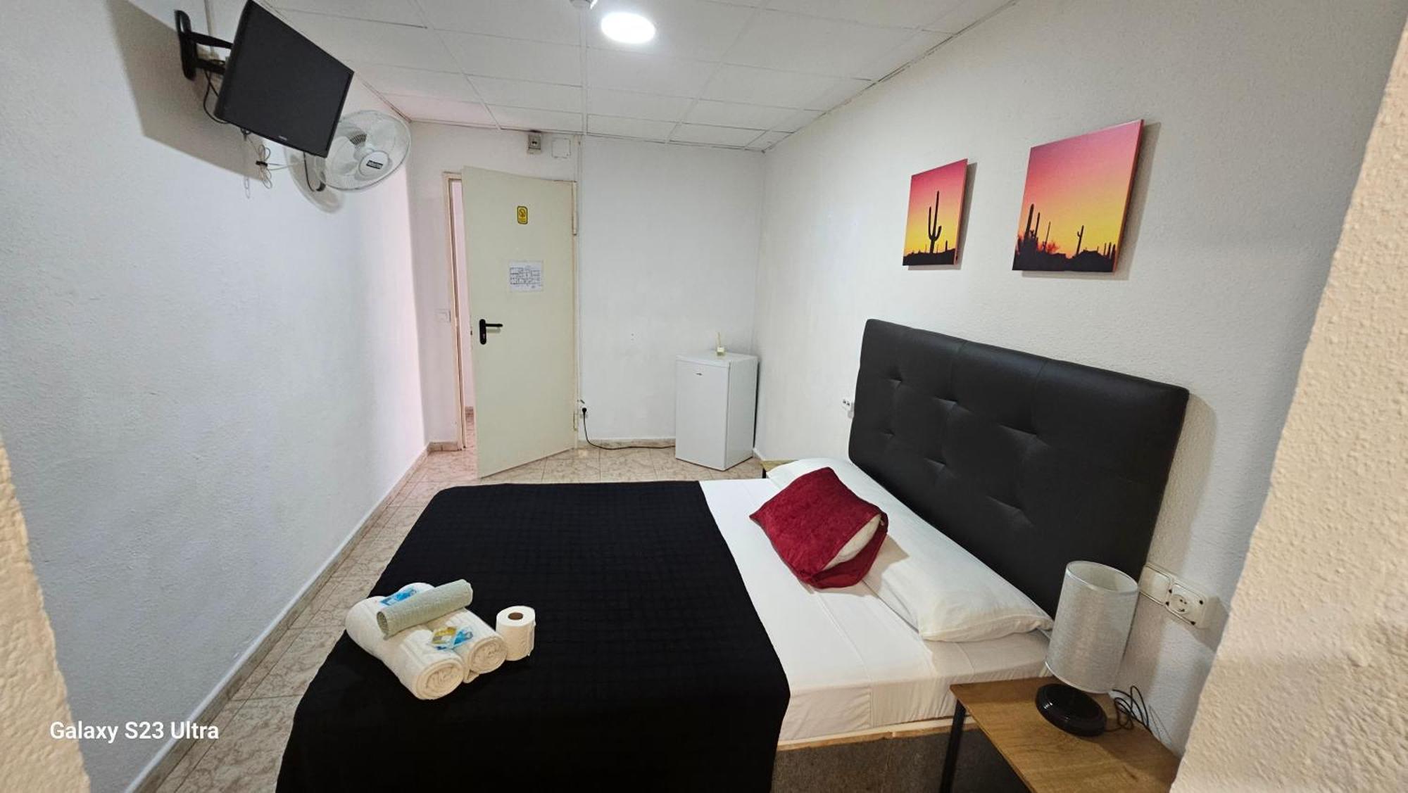 Hostal Sol Celeste Lloret de Mar Exterior photo