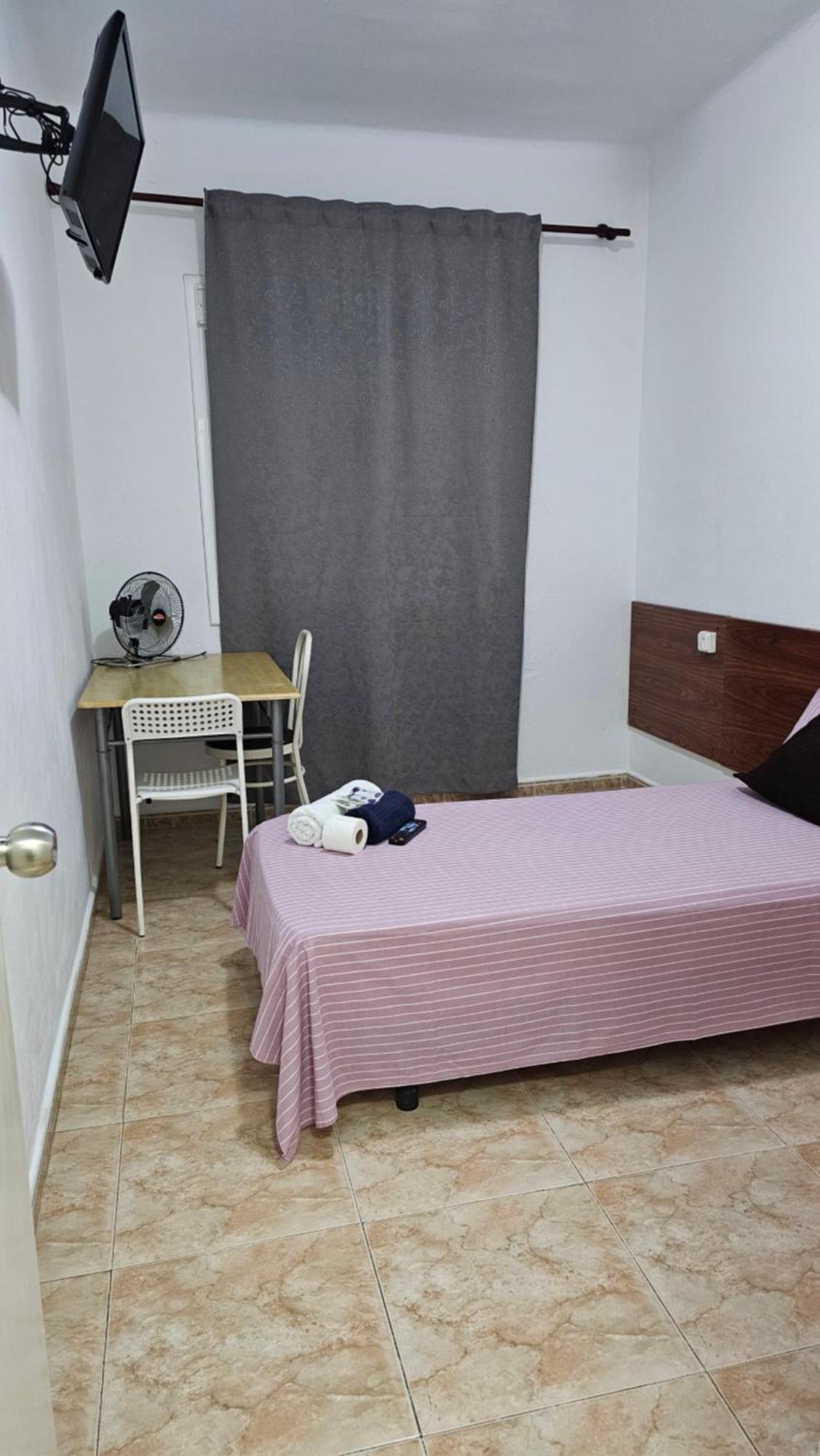 Hostal Sol Celeste Lloret de Mar Exterior photo