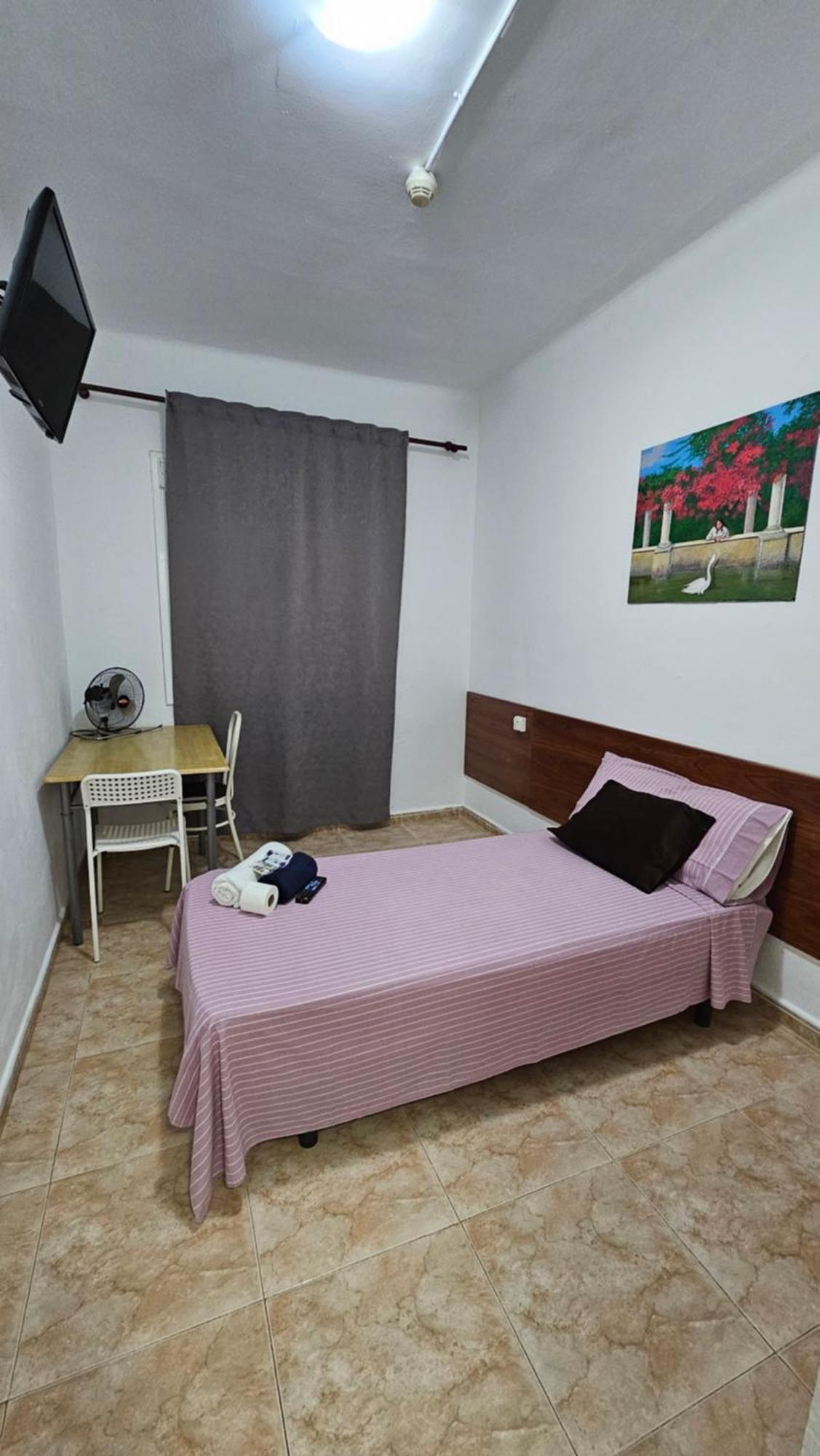 Hostal Sol Celeste Lloret de Mar Exterior photo
